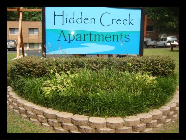 HiddenCreek sign - Border.jpg
