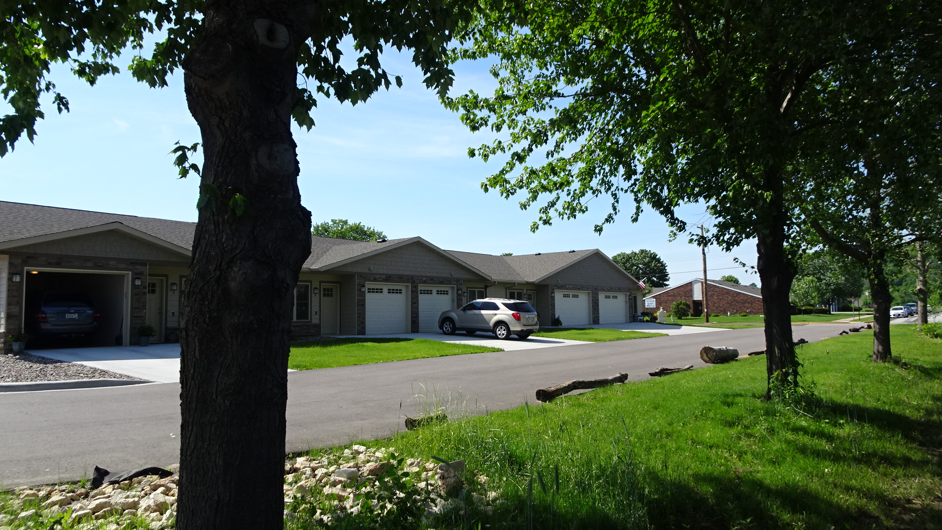 Brott Property Management & Apartment Rentals La crosse, Onalaska and Holmen Wi.We rent