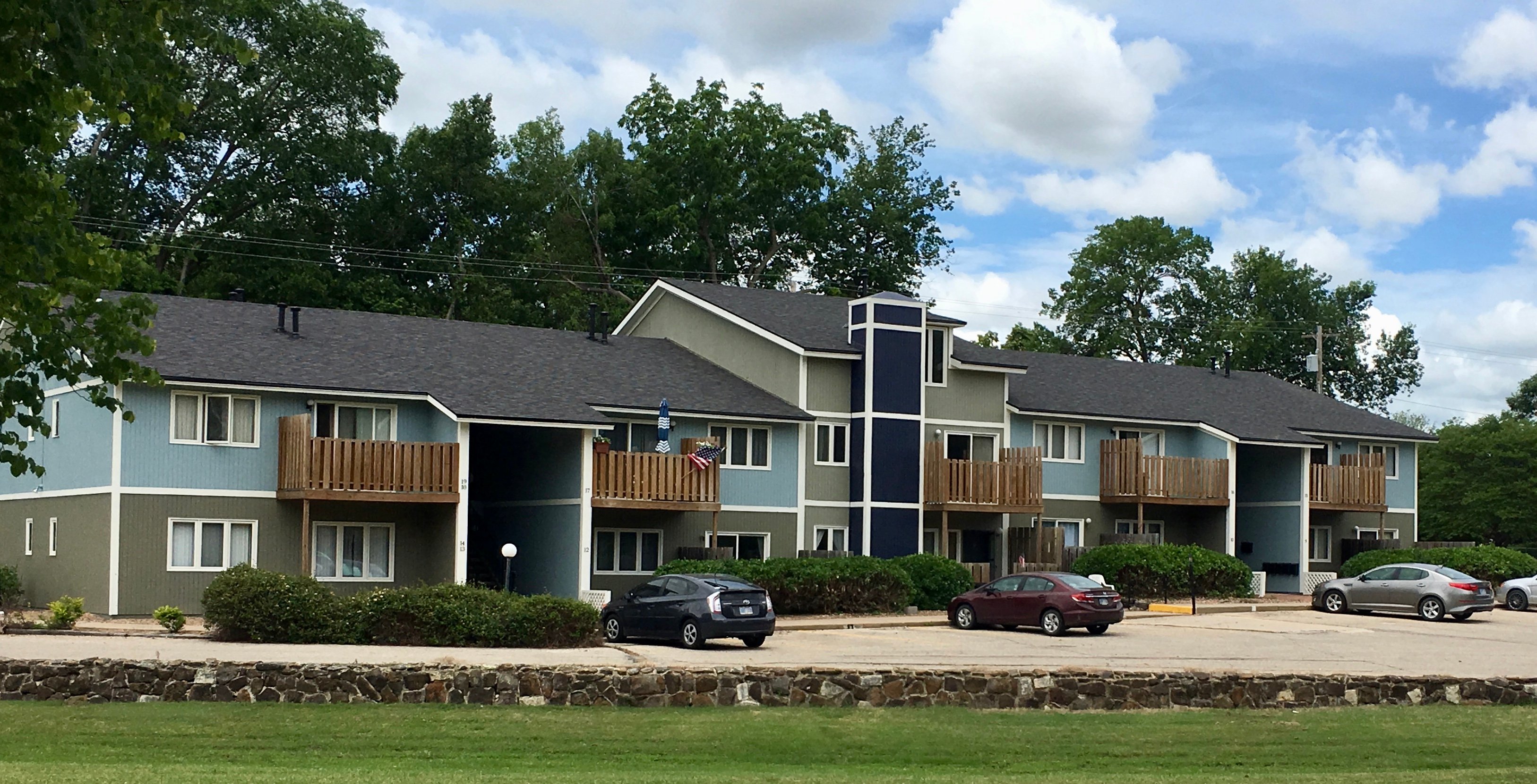 Main Street Apartments in Lindsborg near McPherson Salina 